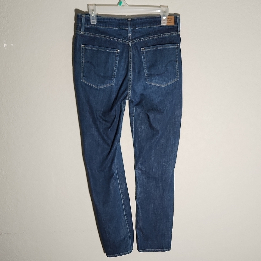 Levis Jeans Womens Signature  mid rise slim 10 Long 30W see measurements for fit